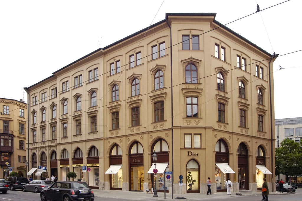 Sanierung und Sicherung eines Geschäftshauses in der Münchener Maximilianstraße